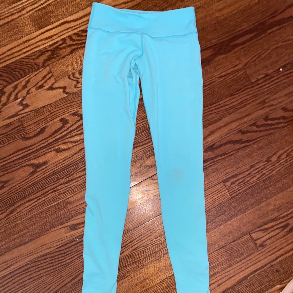 Lulu Lemon Wunder Under Size 6